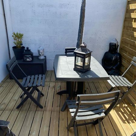 Family Lodg Apartment Calais Exterior photo